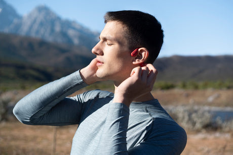 WHY CHOOSE SHOKZ’S OPEN-EAR HEADPHONES?